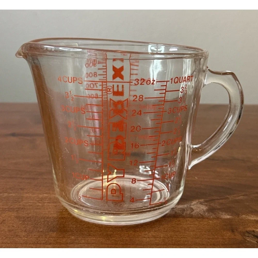 Vintage Pyrex 4 Cups D-Handle Liquid Measuring Cup #532 1 Quart USA